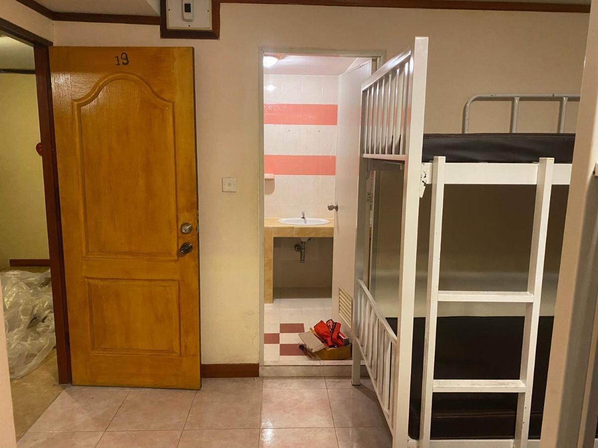 Nearthepark Backpack Hostel 2 Chiang Mai Dış mekan fotoğraf